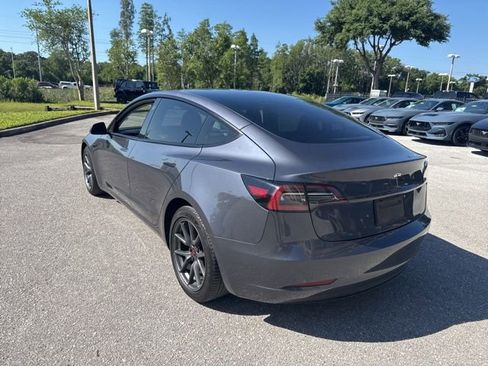 Used 2023 Tesla Model 3 Standard Range image 4