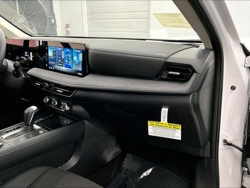 New 2027 Nissan Kicks S FWD image 34