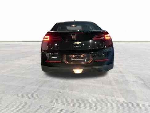 Used 2012 Chevrolet Volt Premium w/ Premium Trim Package image 2
