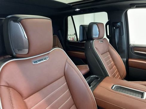 Used 2024 GMC Yukon Denali Ultimate image 46