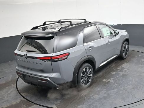 New 2026 Nissan Pathfinder Platinum image 30