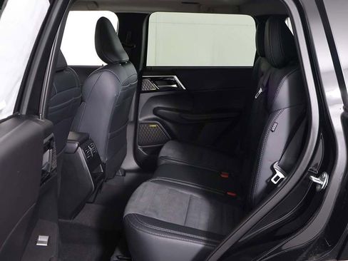 New 2026 Mitsubishi Outlander SE AWD/4WD image 34