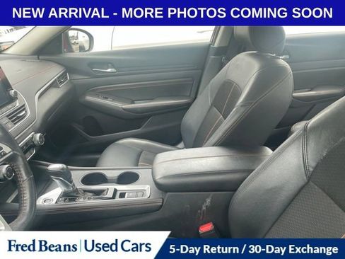 Used 2022 Nissan Altima 2.5 SR AWD/4WD image 9