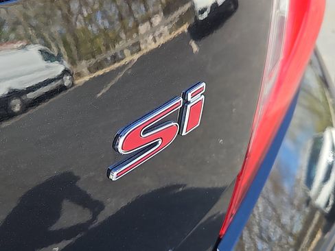 Used 2018 Honda Civic Si image 7