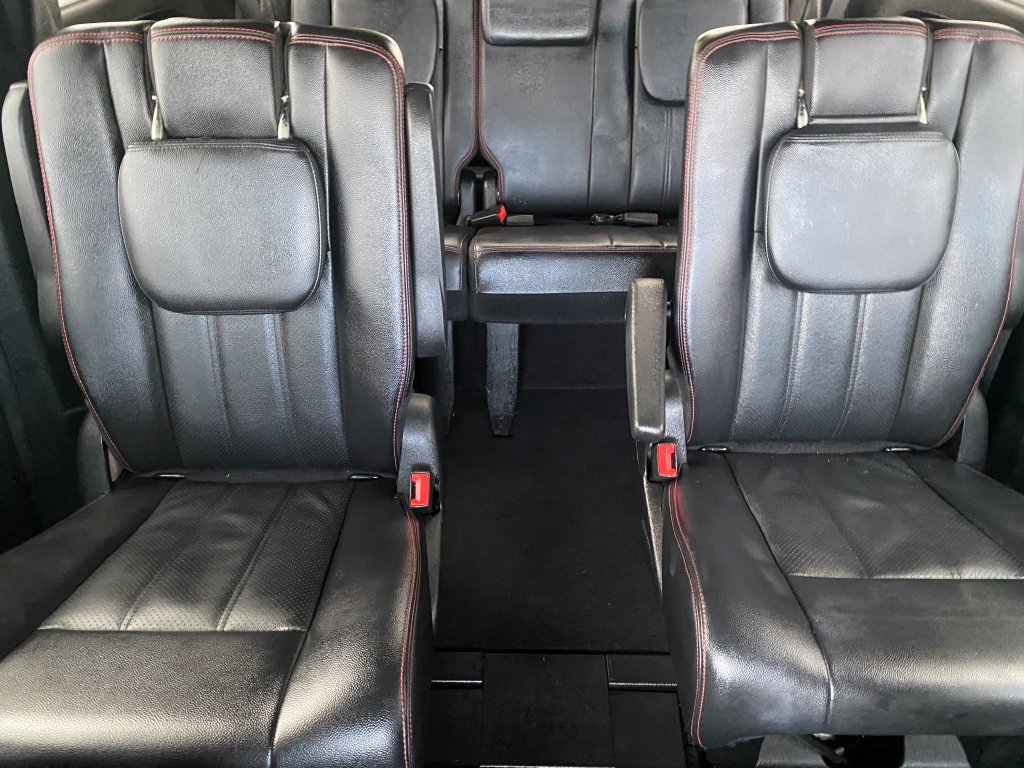 Used 2019 Dodge Grand Caravan GT FWD image 18