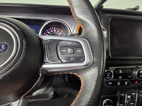 Certified 2021 Jeep Gladiator Mojave image 19