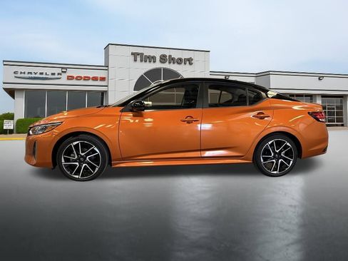 Used 2024 Nissan Sentra SR image 2