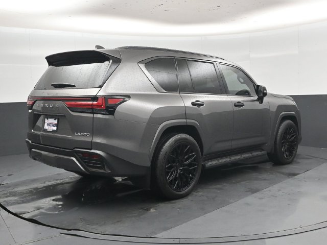 Used 2026 Lexus LX 600 4WD w/ Appearance Package image 3