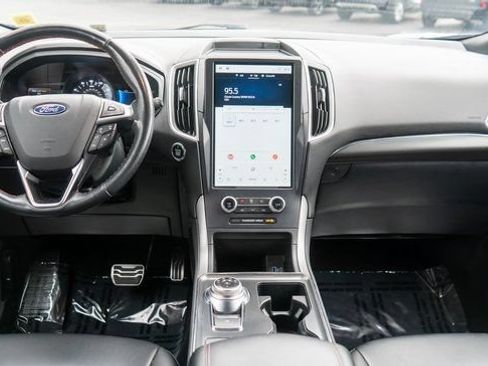 Used 2022 Ford Edge ST-Line w/ Cold Weather Package AWD/4WD image 15