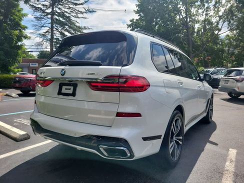 Used 2019 BMW X7 xDrive50i w/ M Sport Package AWD/4WD image 3