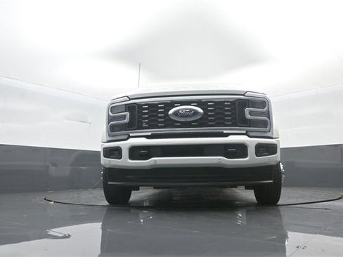 Certified 2025 Ford F450 Platinum image 26