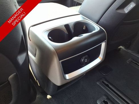 Used 2025 Kia Carnival LXS FWD image 35