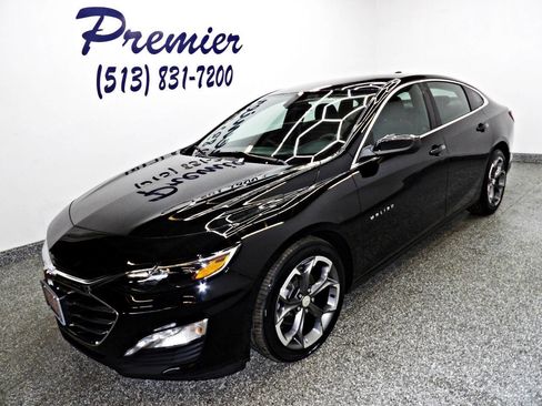 Used 2022 Chevrolet Malibu LT image 1