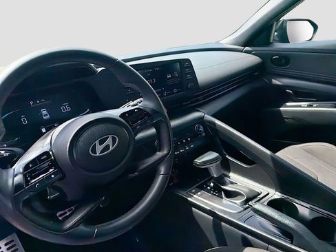 Certified 2025 Hyundai Elantra Sport image 9