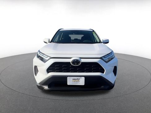Used 2025 Toyota RAV4 XLE image 3