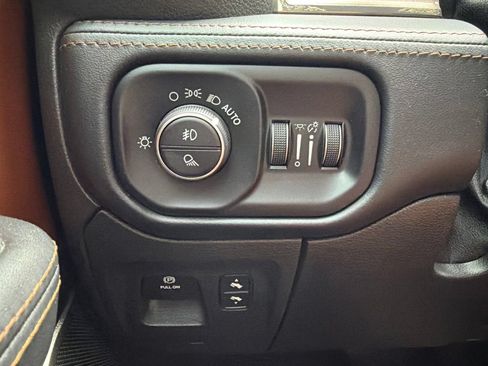 Used 2019 RAM 1500 Limited AWD/4WD image 50
