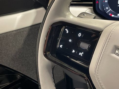 Used 2023 Land Rover Range Rover Sport SE Dynamic image 28