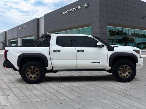 Used 2024 Toyota Tacoma 4x4 Double Cab Hybrid image 6