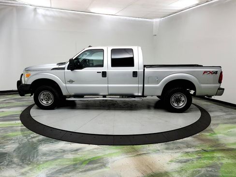 Used 2015 Ford F250 XLT w/ XLT Value Package image 8