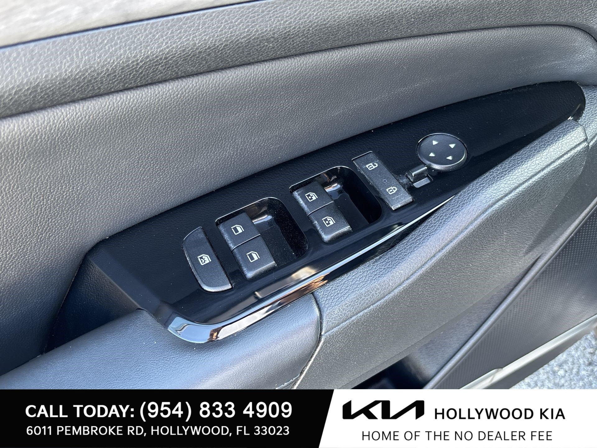 Used 2023 Kia Sportage X-Line AWD/4WD image 15