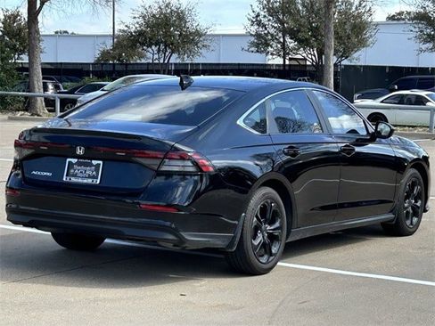 Used 2025 Honda Accord LX image 4