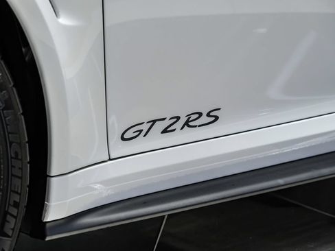 Used 2018 Porsche 911 GT2 RS RWD image 46