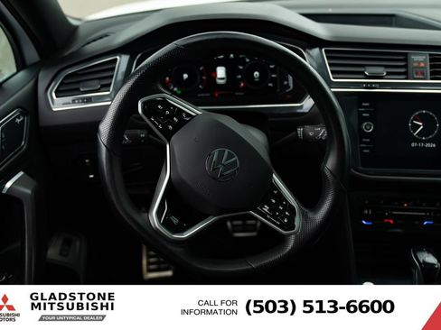 Used 2022 Volkswagen Tiguan SEL R-Line AWD/4WD image 12