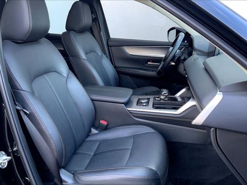 Certified 2024 MAZDA CX-90 Plug-In Hybrid w/ Preferred image 7