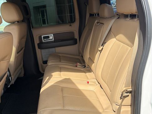 Used 2014 Ford F150 Lariat w/ Equipment Group 502A Luxury AWD/4WD image 15