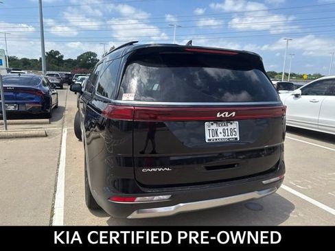Used 2023 Kia Carnival SX FWD image 4