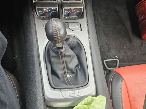 Used 2010 Chevrolet Camaro SS w/ LPO, Ground Effects Package image 9