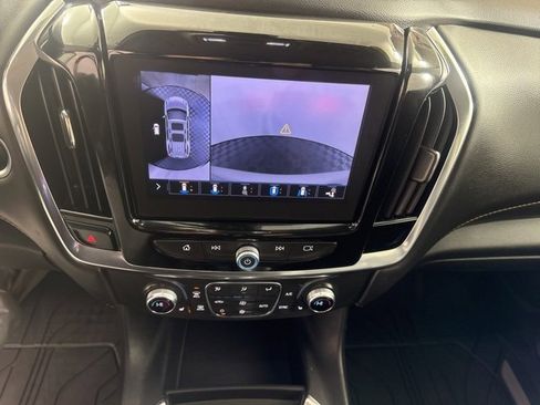 Used 2021 Chevrolet Traverse RS image 29