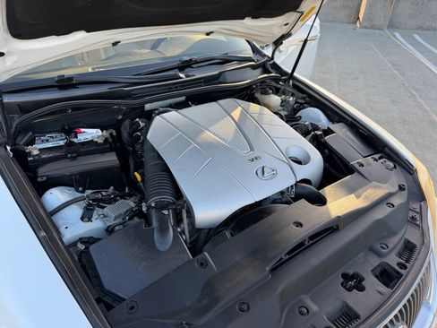 Used 2010 Lexus IS 350 w/ Luxury Plus Value Edition RWD image 10