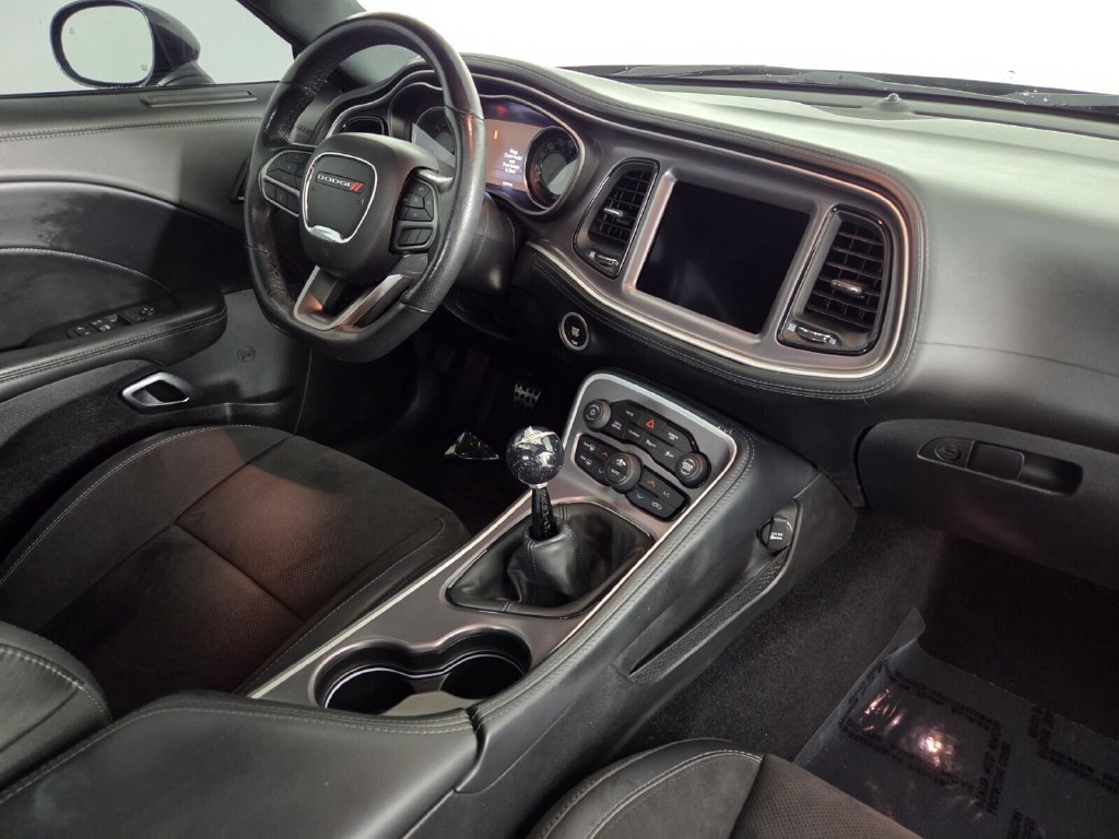 Used 2022 Dodge Challenger R/T Scat Pack RWD image 29