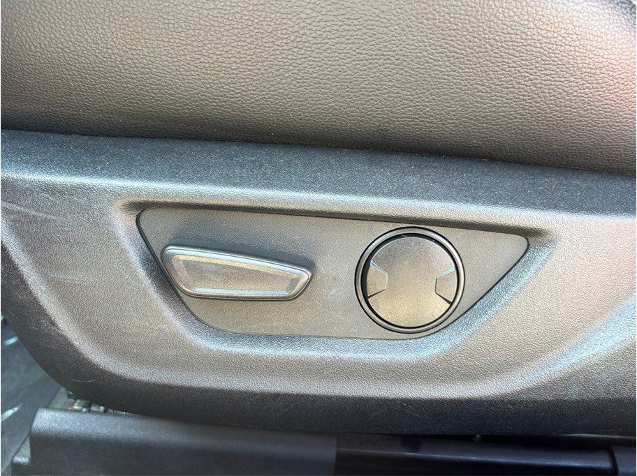 Used 2021 Ford Mustang Premium RWD image 16