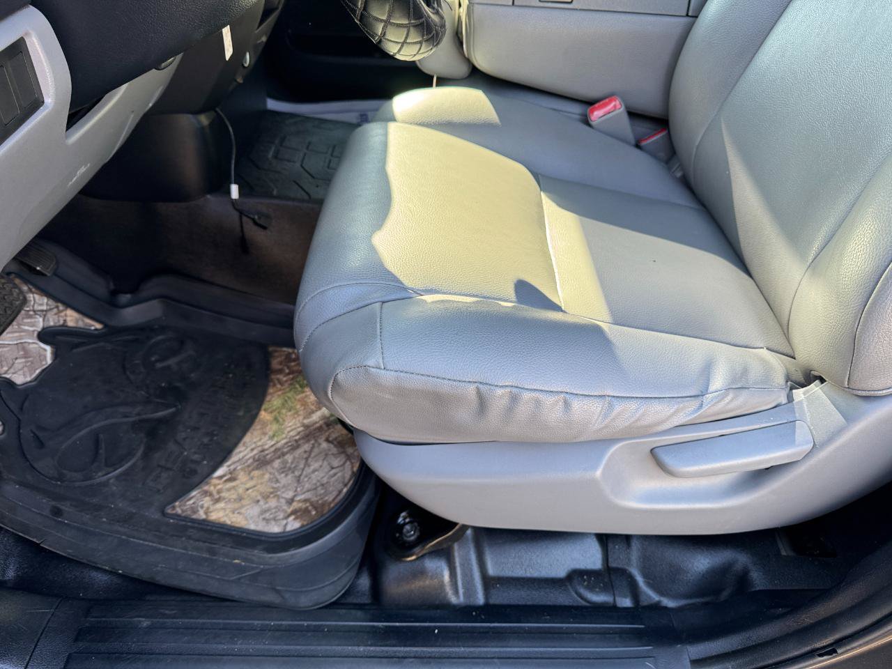 Used 2011 Toyota Tundra 2WD Double Cab image 31