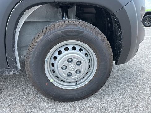 New 2025 RAM ProMaster 2500 w/ Convenience Group image 42