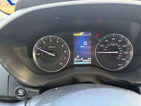 Used 2021 Subaru Crosstrek 2.5i Limited w/ Moonroof Package 2 AWD/4WD image 11