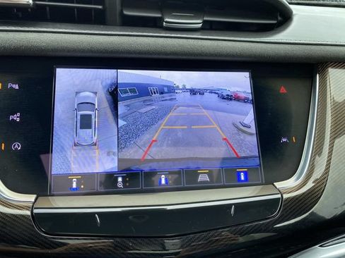 Used 2022 Cadillac XT6 Sport w/ Platinum Package AWD/4WD image 12