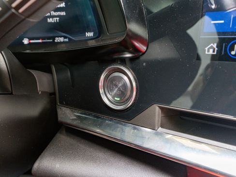 Used 2020 Chevrolet Corvette Stingray Preferred Cpe w/ 2LT Preferred Equipment Group image 34