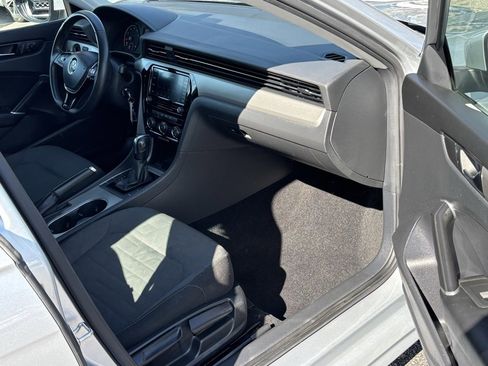 Used 2021 Volkswagen Passat 2.0T S w/ Luggage Net & Mats Package image 25