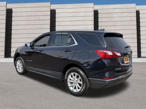 Used 2020 Chevrolet Equinox LT w/ Driver Convenience Package AWD/4WD image 3