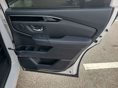 Used 2023 Honda Pilot Touring image 41