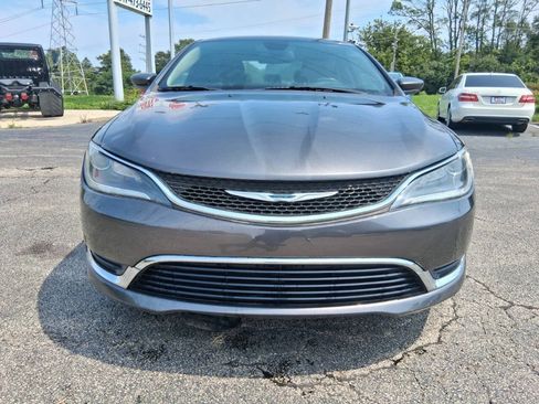 Used 2016 Chrysler 200 Limited FWD image 2