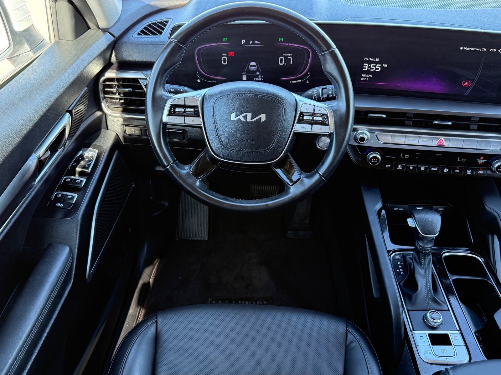 Used 2024 Kia Telluride LX FWD image 17
