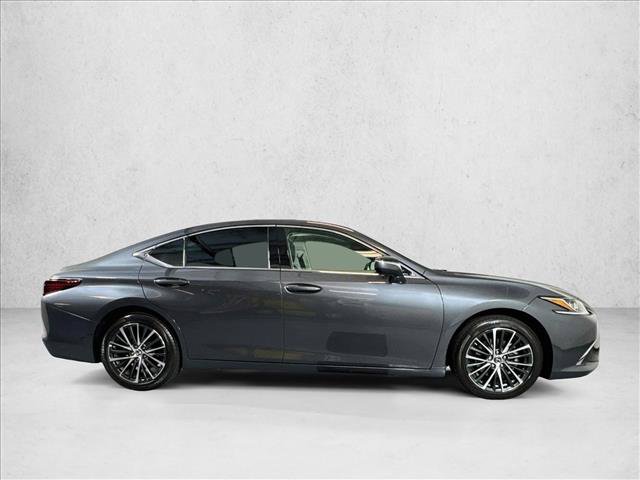 Used 2025 Lexus ES 350 w/ Premium Package FWD image 4