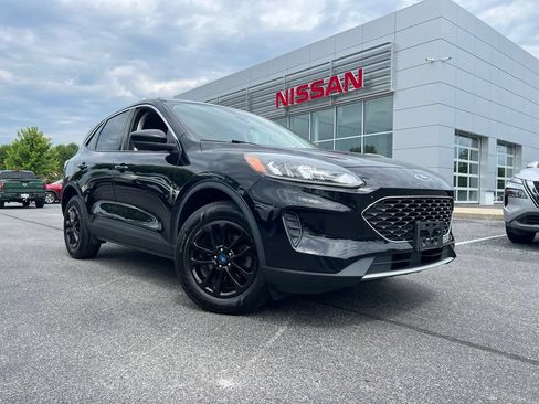 Used 2021 Ford Escape SE w/ Convenience Package AWD/4WD image 30
