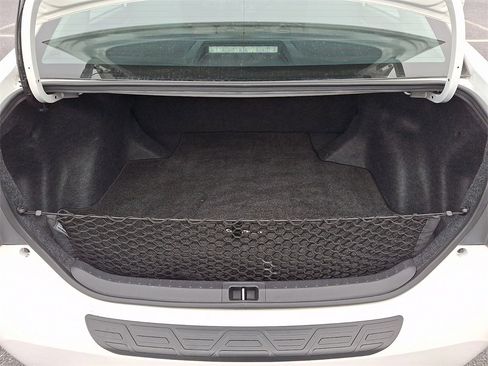 Certified 2017 Toyota Corolla LE image 27