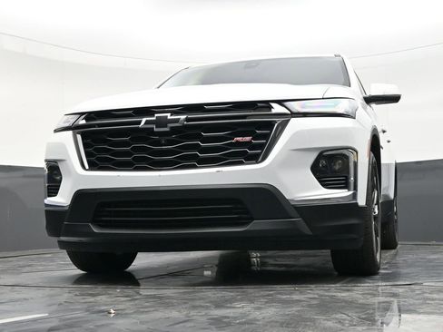 Used 2024 Chevrolet Traverse RS FWD image 27