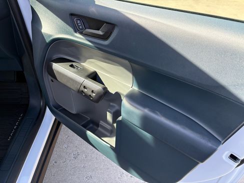 Used 2024 Ford Maverick Tremor w/ Tremor Off-Road Package image 48